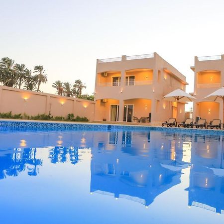 Royal Nile Villa - Pool View Apartment 1 樂蜀 外观 照片