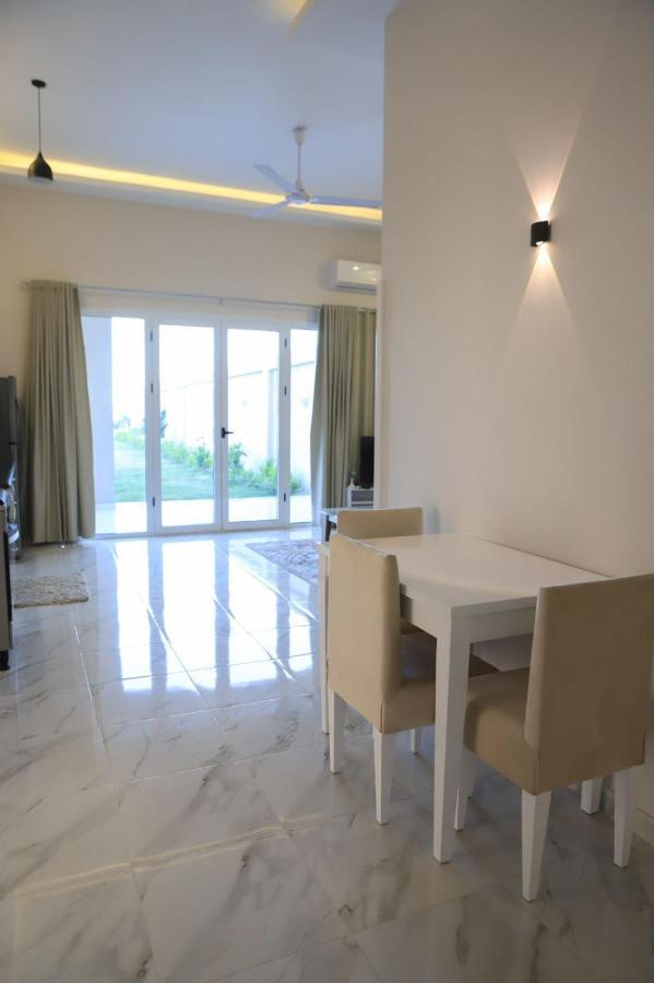 Royal Nile Villa - Pool View Apartment 1 樂蜀 外观 照片