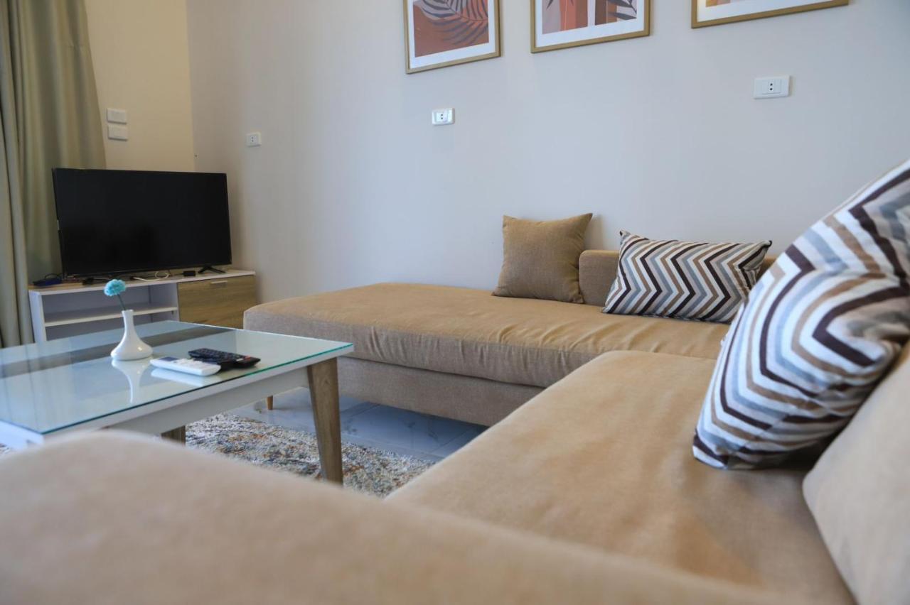 Royal Nile Villa - Pool View Apartment 1 樂蜀 外观 照片