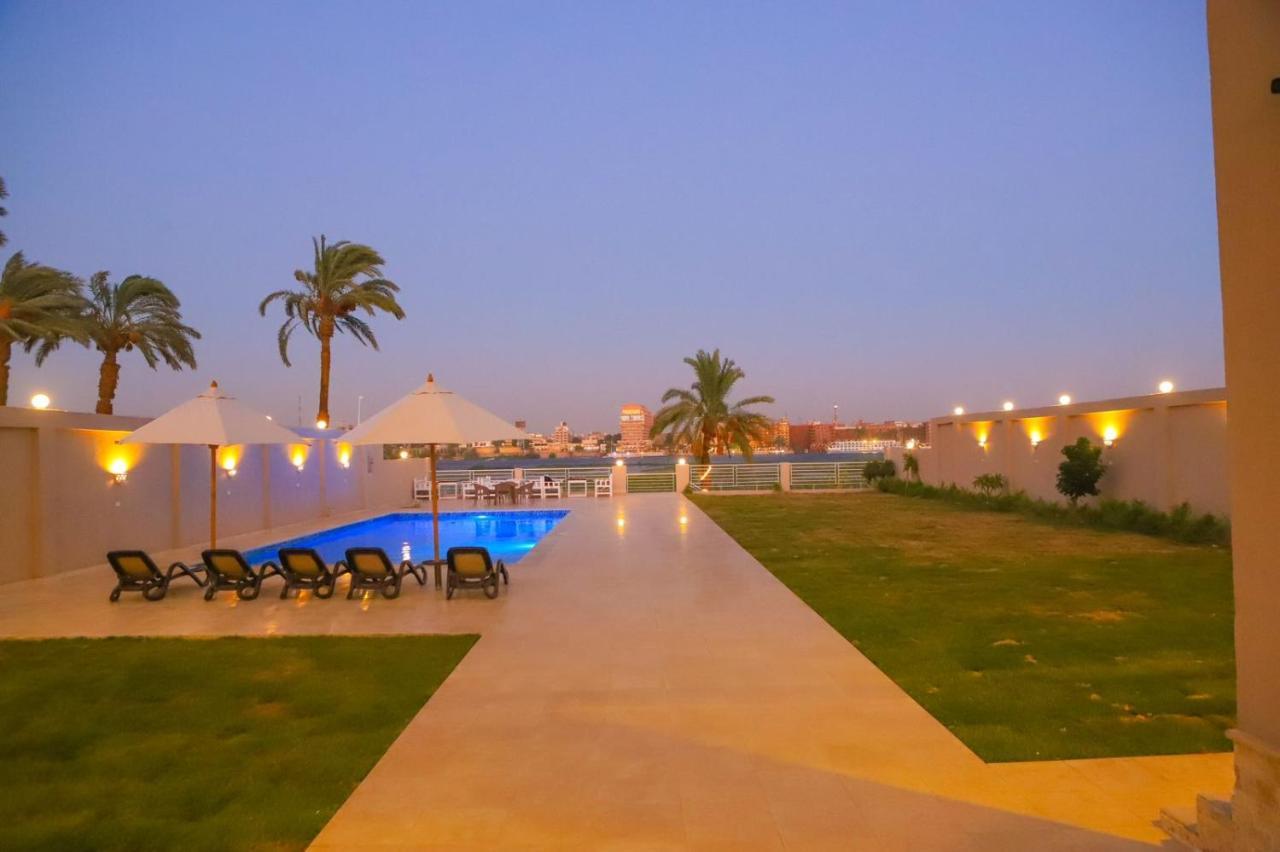 Royal Nile Villa - Pool View Apartment 1 樂蜀 外观 照片