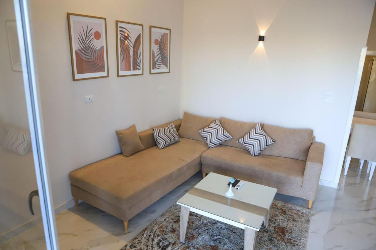 Royal Nile Villa - Pool View Apartment 1 樂蜀 外观 照片